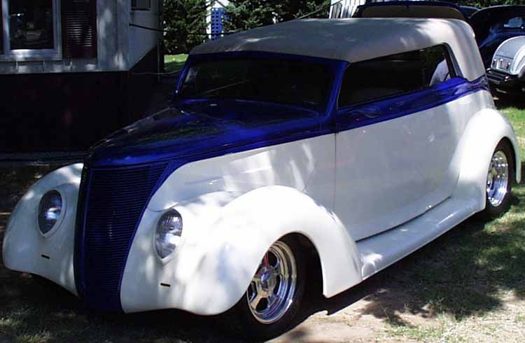 37 Ford Convertible Sedan