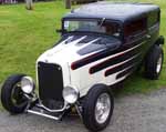 32 Ford Chopped Hiboy Tudor Sedan