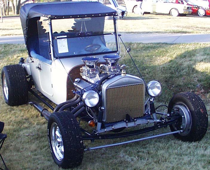 25 Ford Model T Bucket Roadster