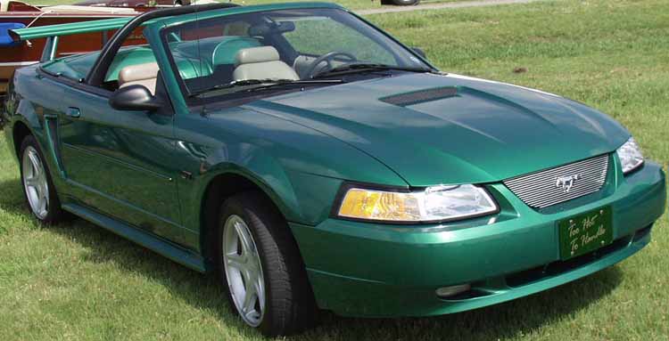 01 Ford Mustang Convertible