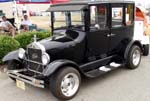 26 Ford Model T ForDor Sedan