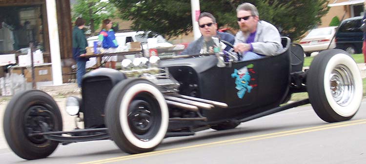 25 Ford Model T Bucket Roadster