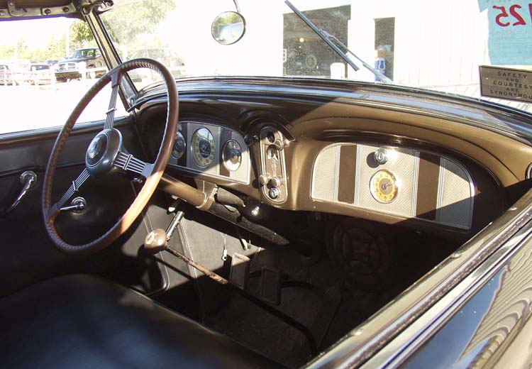 37 Packard Convertible Dash