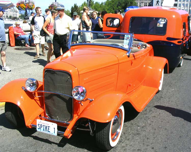 32 Ford Roadster w/Boler Trailer