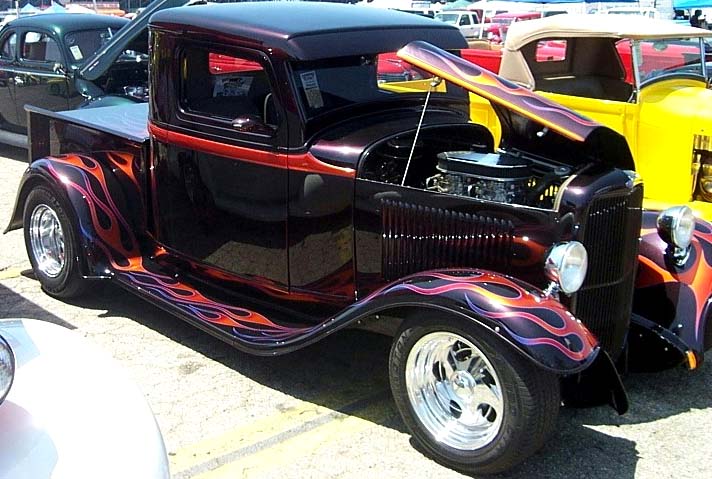 32 Ford Chopped Pickup