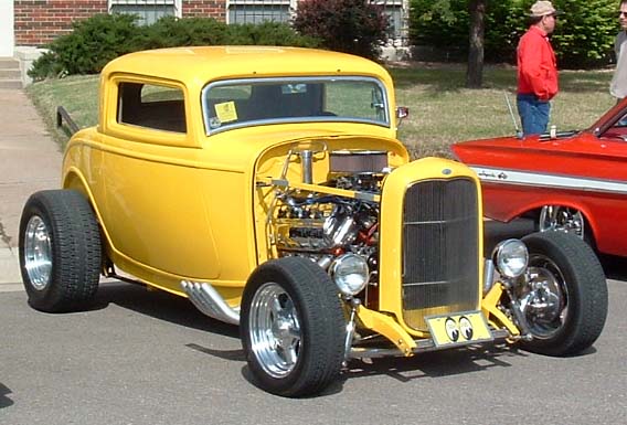 32 Ford Hiboy Chopped 3W Coupe