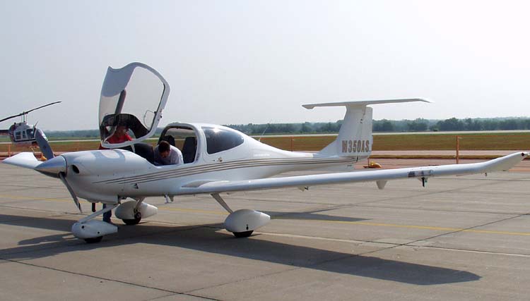 03 Diamond Aircraft DA 40