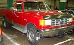 90 Ford LWB Pickup 4x4