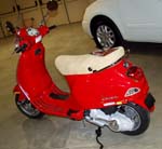 06 Vespa LX50 Scooter