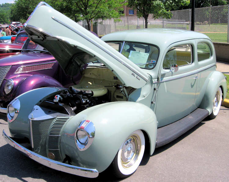 40 Ford Deluxe Tudor Sedan