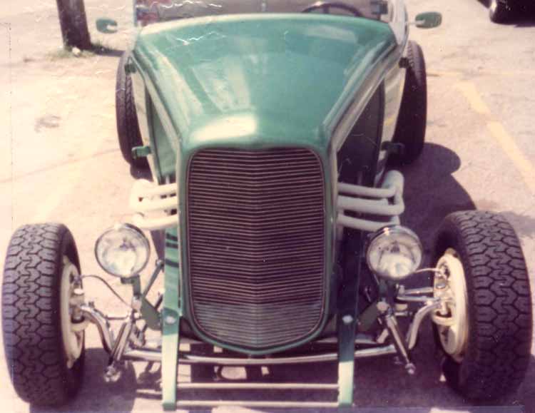 32 Ford Hiboy Roadster
