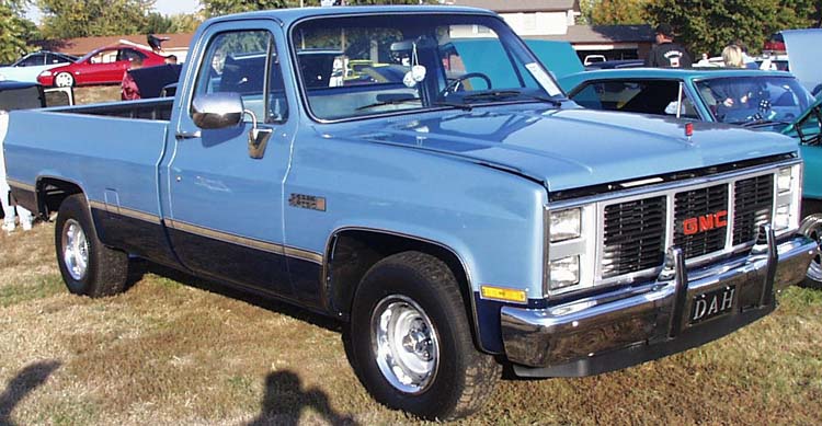 83 GMC LWB Pickup